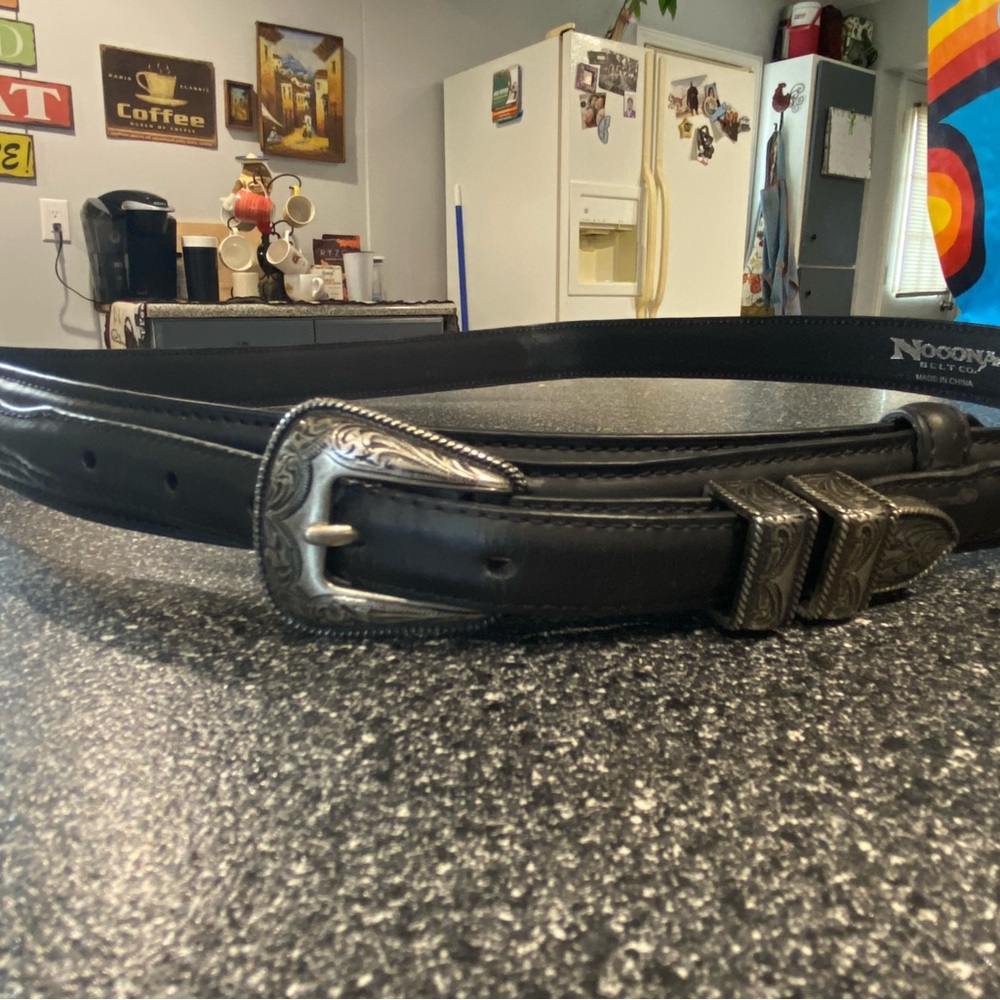 Men’s leather belt size 42